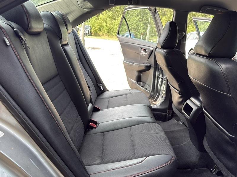 Toyota Camry SE 2017