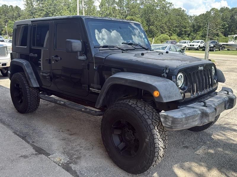 Jeep Wrangler Unlimited Sport RWD 2010