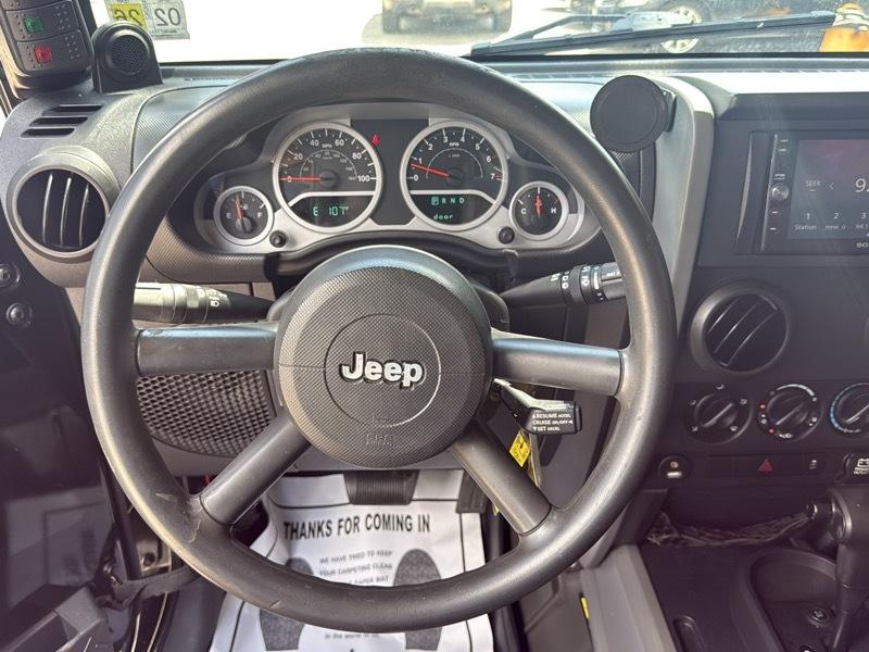 Jeep Wrangler Unlimited Sport RWD 2010