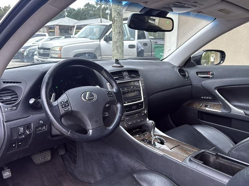 Lexus IS C IS 250C 2010