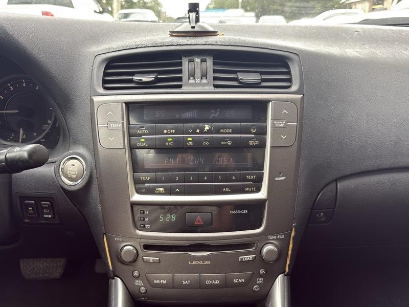 Lexus IS C IS 250C 2010