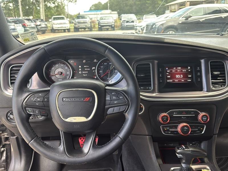Dodge Charger SE 2015