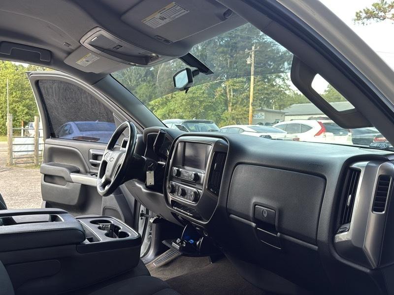 Chevrolet Silverado 1500 4WD Crew Cab 147" LT 2017