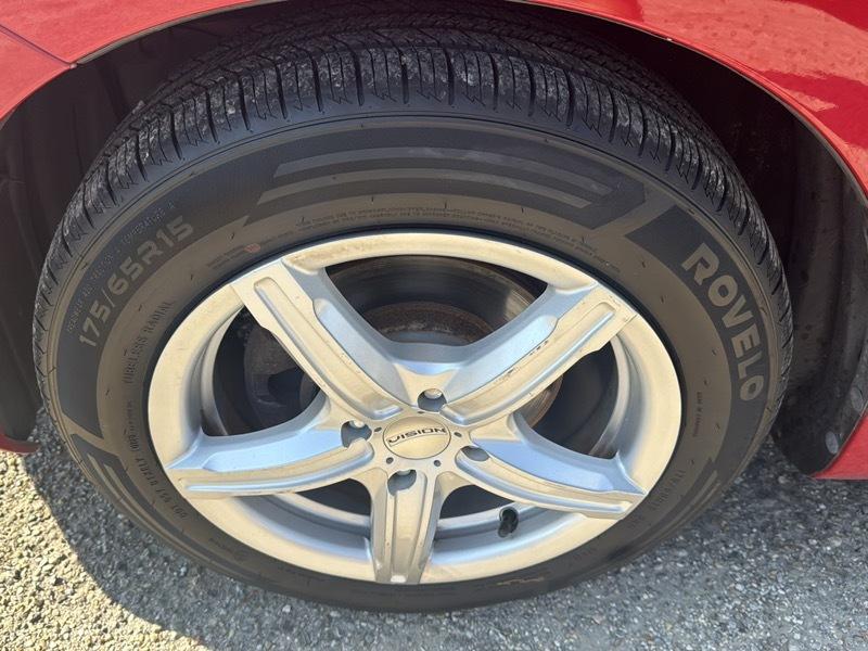 Honda Fit 5-Speed AT 2013