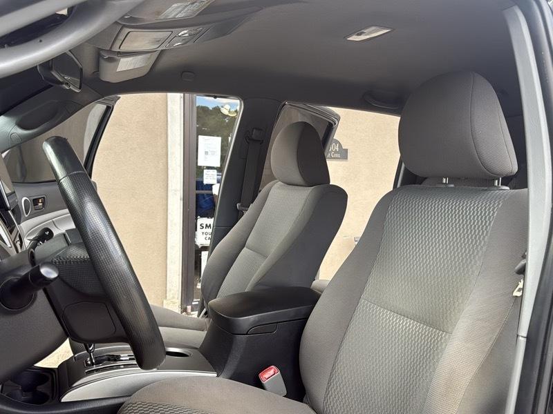 Toyota Tacoma PreRunner Double Cab V6 Auto 2WD 2013