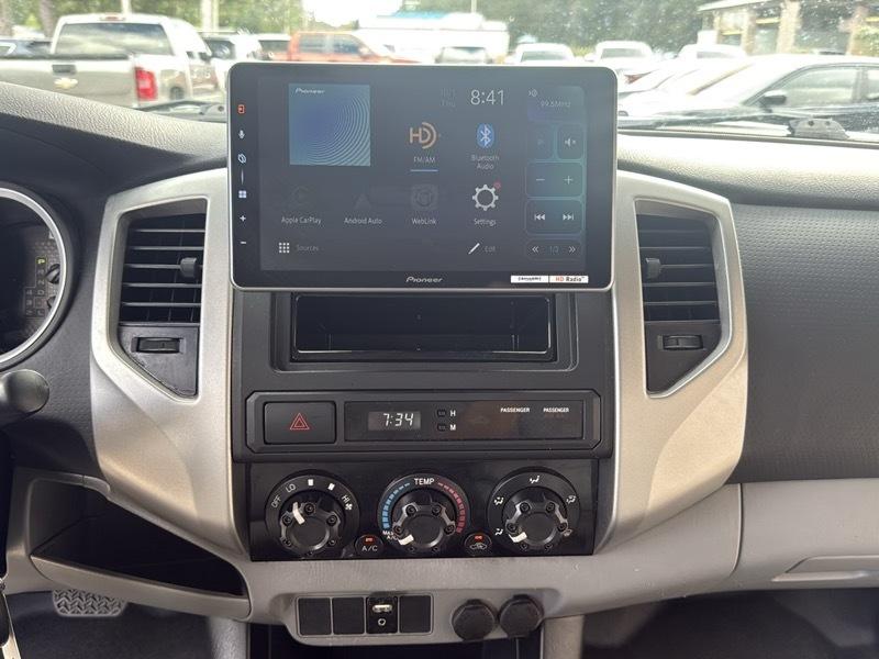 Toyota Tacoma PreRunner Double Cab V6 Auto 2WD 2013