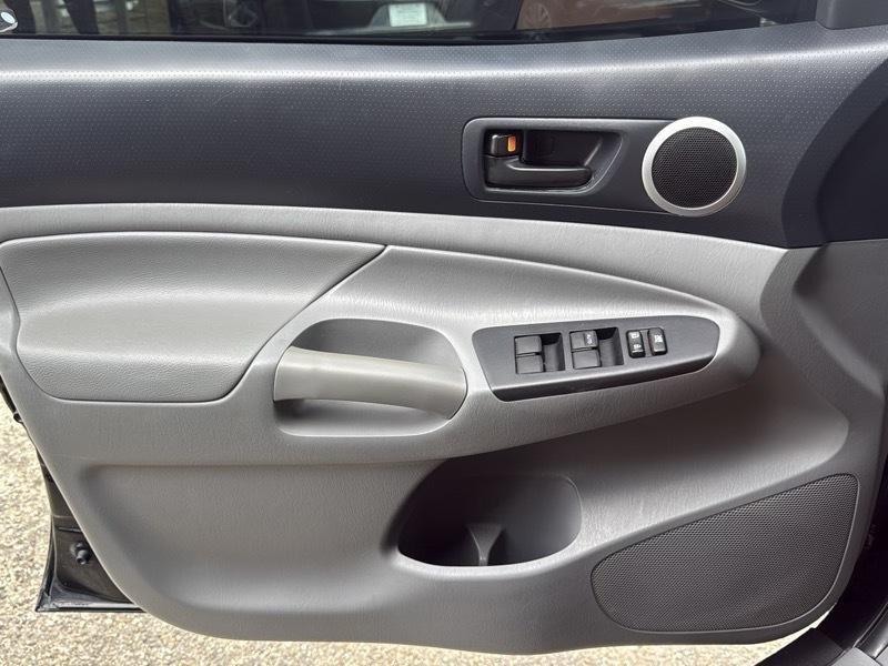 Toyota Tacoma PreRunner Double Cab V6 Auto 2WD 2013