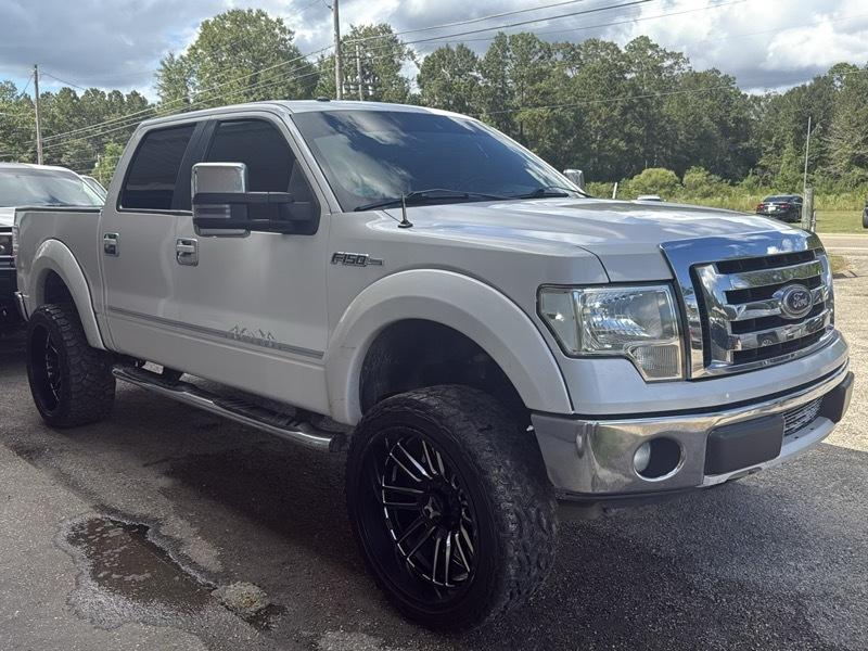 Ford F-150 4WD SuperCrew 150" Lariat 2013