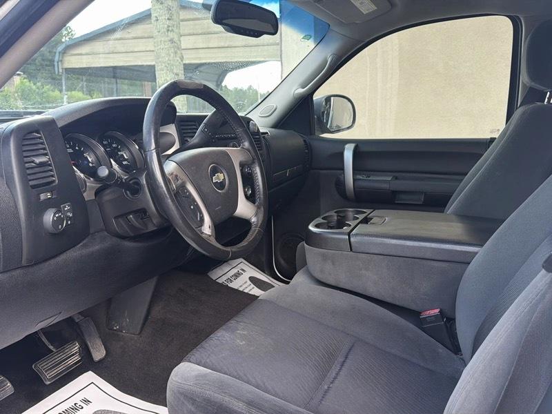 Chevrolet Silverado 1500 1LT Crew Cab 4WD 2009