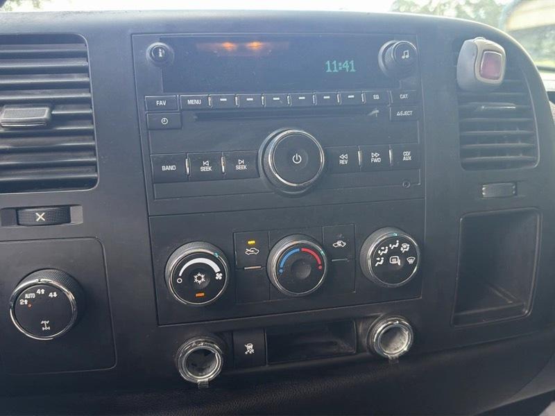 Chevrolet Silverado 1500 1LT Crew Cab 4WD 2009