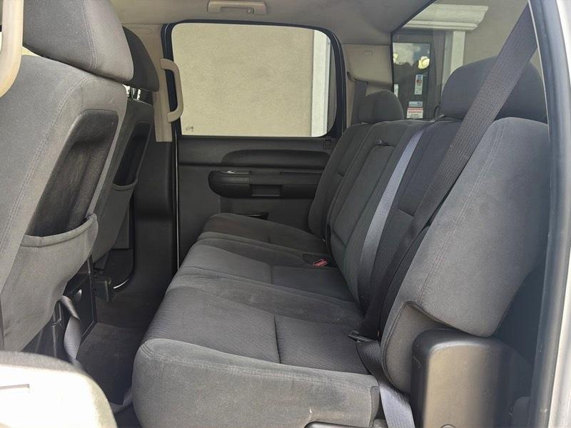 Chevrolet Silverado 1500 1LT Crew Cab 4WD 2009