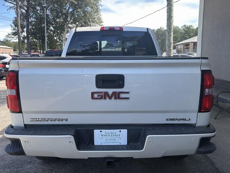 GMC Sierra 1500 Denali Crew Cab 4WD 2014