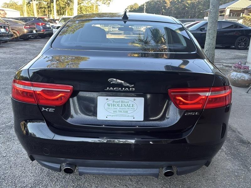 Jaguar XE 25t 2017