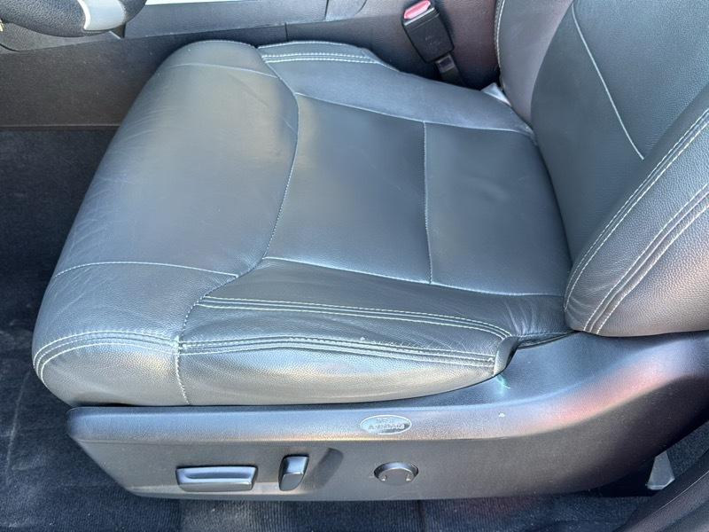 Toyota Tundra SR5 5.7L V8 FFV CrewMax 4WD 2016