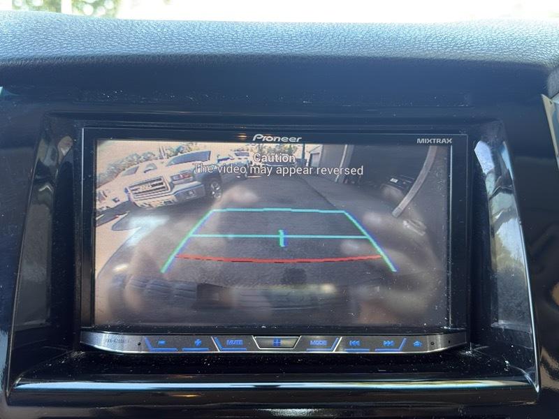 Toyota Tundra SR5 5.7L V8 FFV CrewMax 4WD 2016