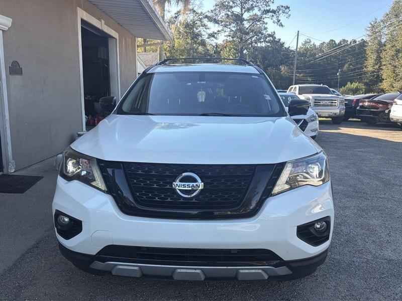 Nissan Pathfinder SL 2020