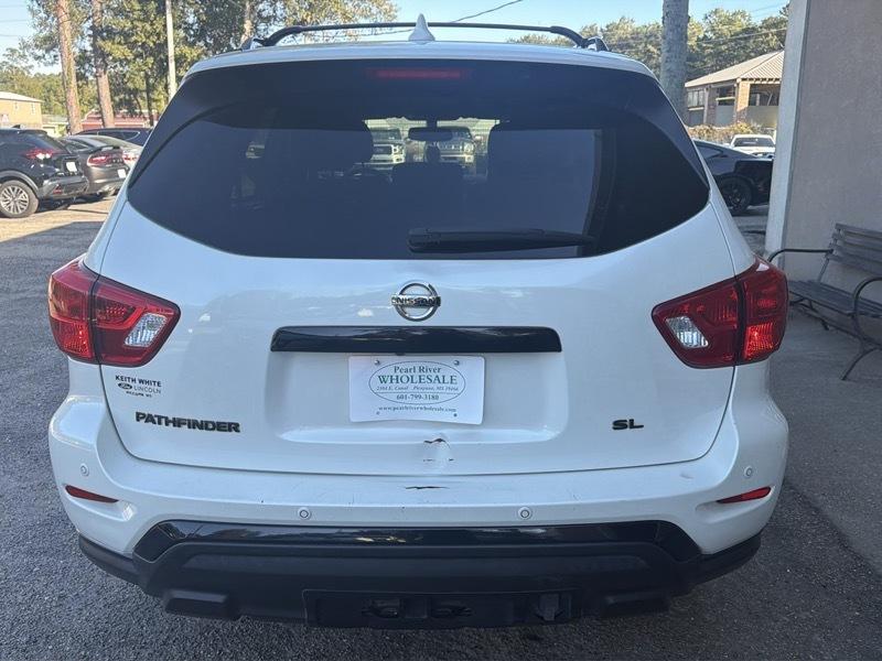 Nissan Pathfinder SL 2020