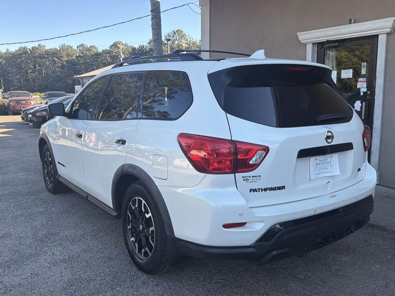 Nissan Pathfinder SL 2020