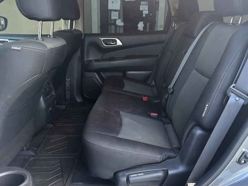Nissan Pathfinder S 2020