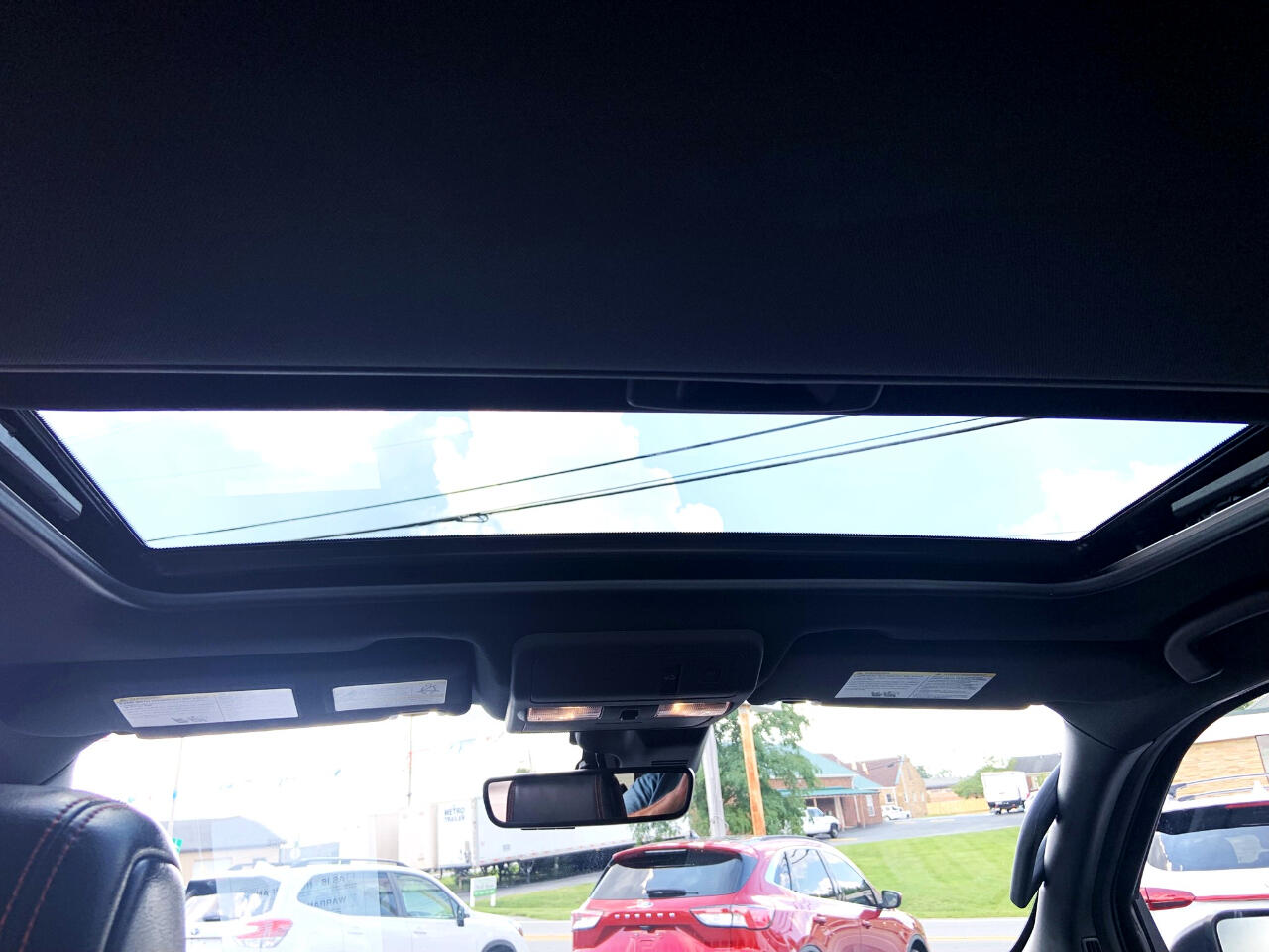 Nissan Frontier Crew Cab 4x4 PRO-4X Auto *Ltd Avail* 2023 Nissan Frontier Crew Cab 4x4 PRO-4X Auto *Ltd Avail* 2023