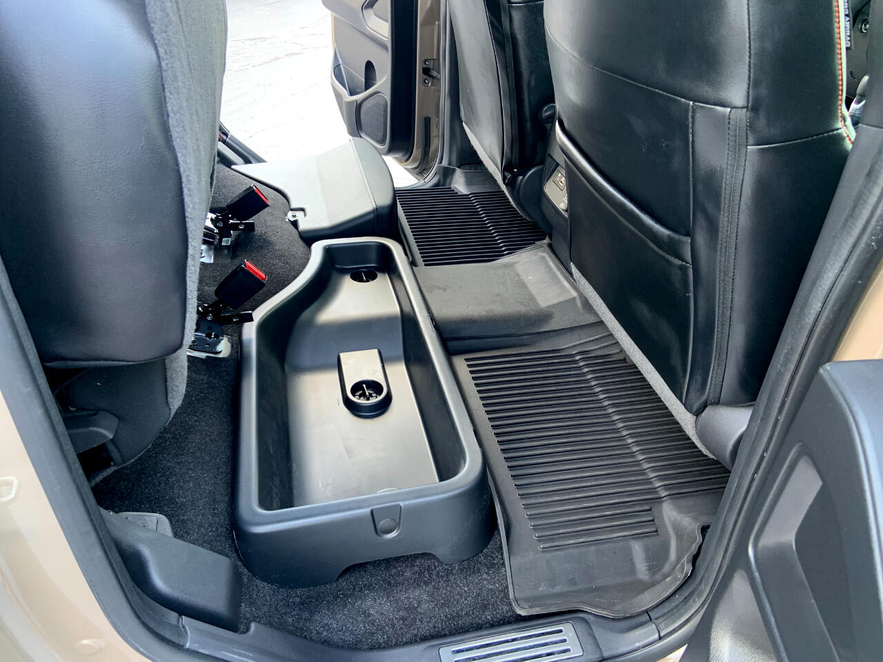 Nissan Frontier Crew Cab 4x4 PRO-4X Auto *Ltd Avail* 2023 Nissan Frontier Crew Cab 4x4 PRO-4X Auto *Ltd Avail* 2023