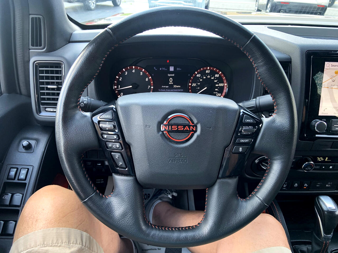 Nissan Frontier Crew Cab 4x4 PRO-4X Auto *Ltd Avail* 2023 Nissan Frontier Crew Cab 4x4 PRO-4X Auto *Ltd Avail* 2023