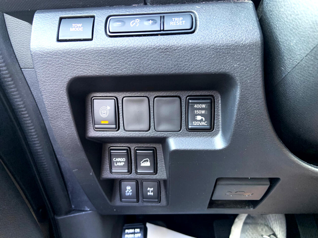 Nissan Frontier Crew Cab 4x4 PRO-4X Auto *Ltd Avail* 2023 Nissan Frontier Crew Cab 4x4 PRO-4X Auto *Ltd Avail* 2023