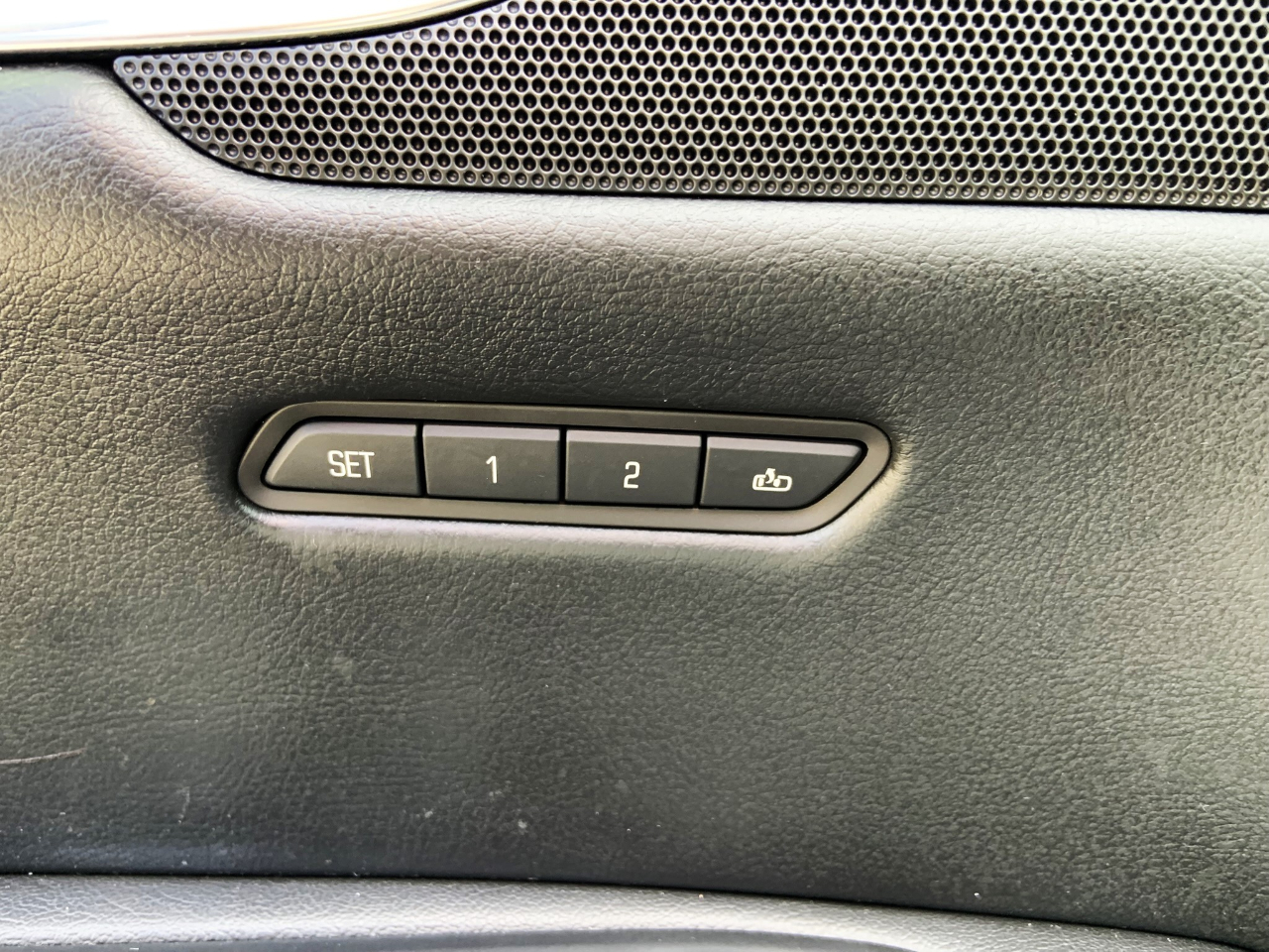 Cadillac XT5 FWD 4dr Premium Luxury 2017 Cadillac XT5 FWD 4dr Premium Luxury 2017