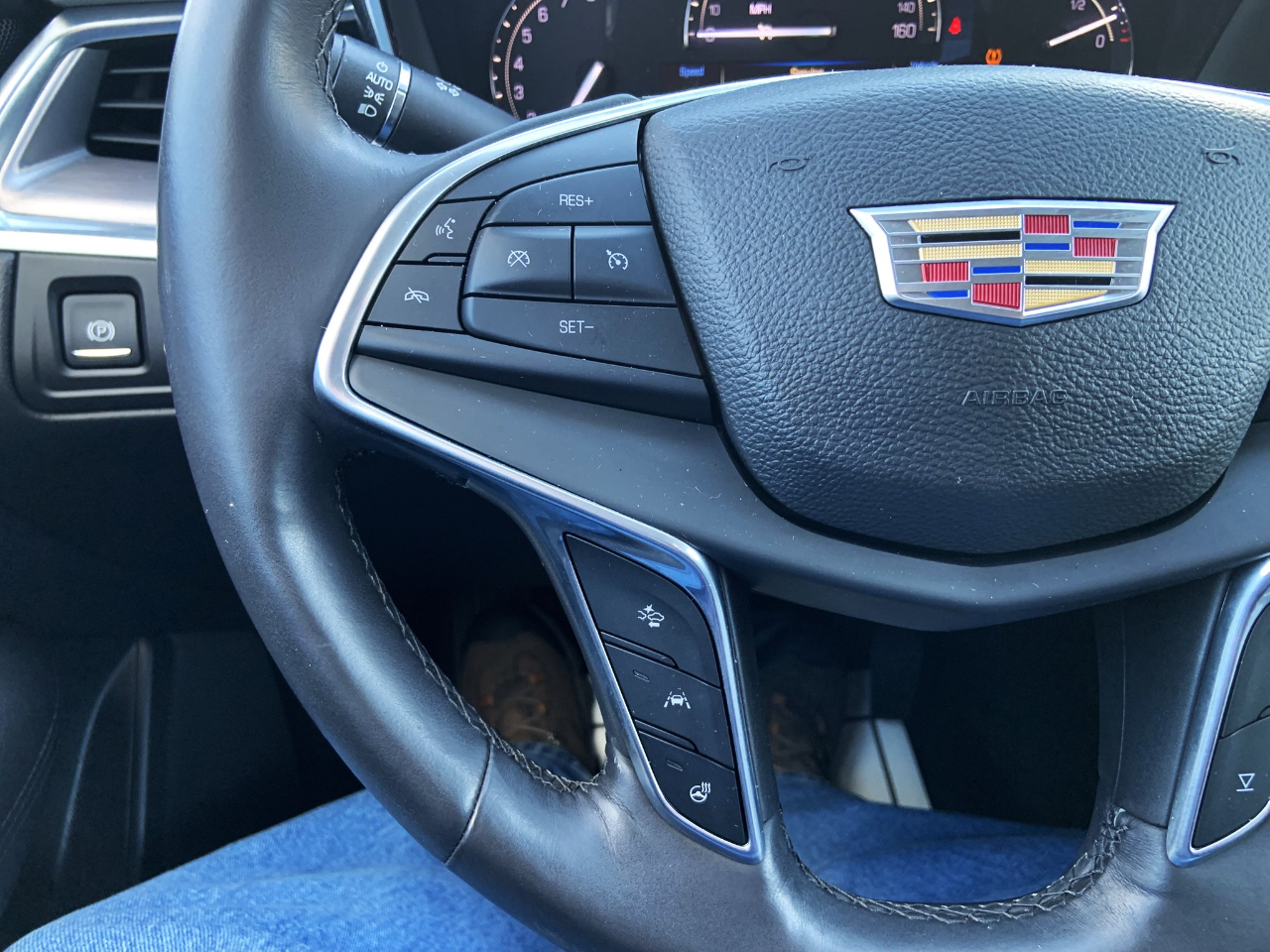 Cadillac XT5 FWD 4dr Premium Luxury 2017 Cadillac XT5 FWD 4dr Premium Luxury 2017