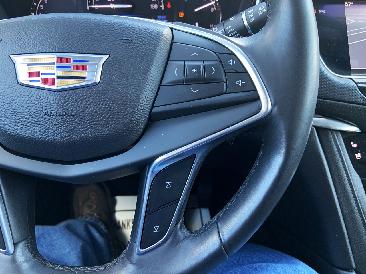 Cadillac XT5 FWD 4dr Premium Luxury 2017 Cadillac XT5 FWD 4dr Premium Luxury 2017