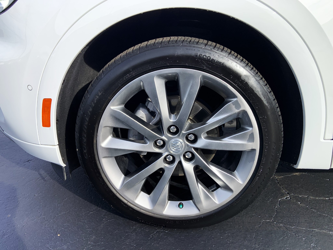 2021 Buick Envision Avenir photo 3