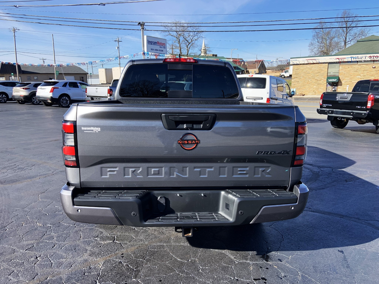 Nissan Frontier Crew Cab 4x4 PRO-4X Auto 2023