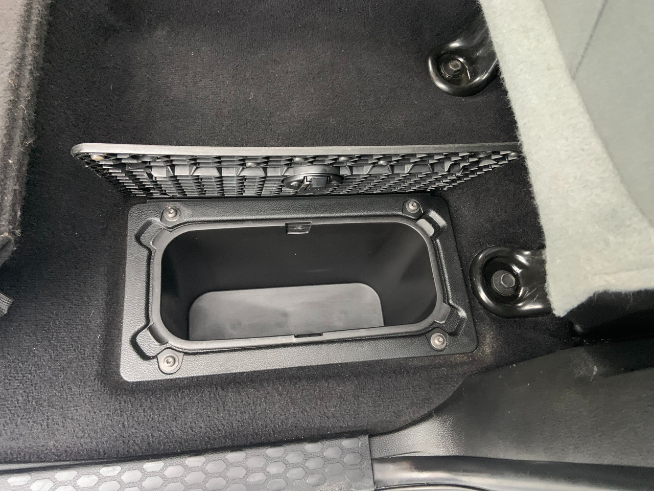 RAM 1500 Classic SLT 4x4 Crew Cab 5'7" Box 2020