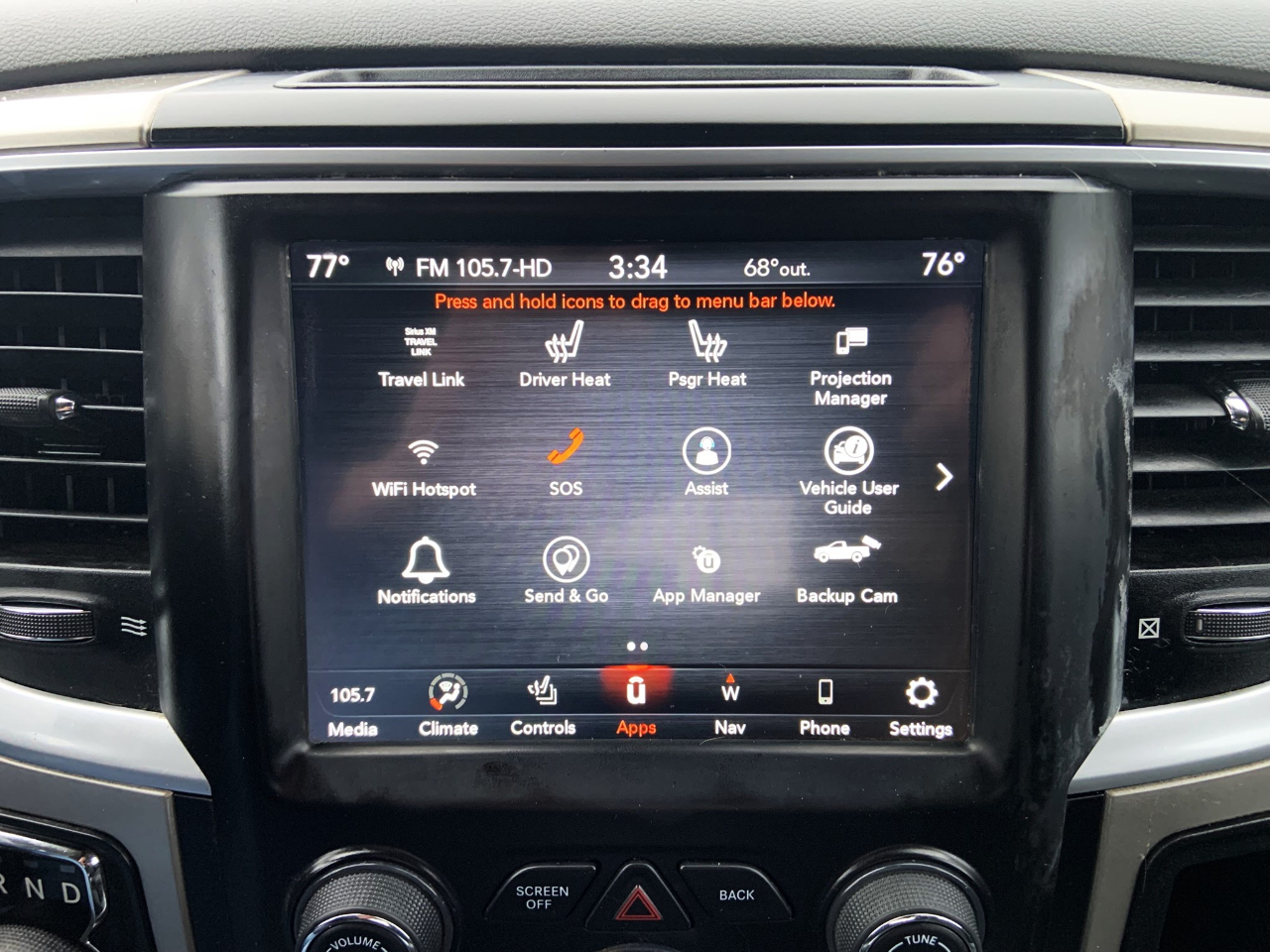 RAM 1500 Classic SLT 4x4 Crew Cab 5'7" Box 2020