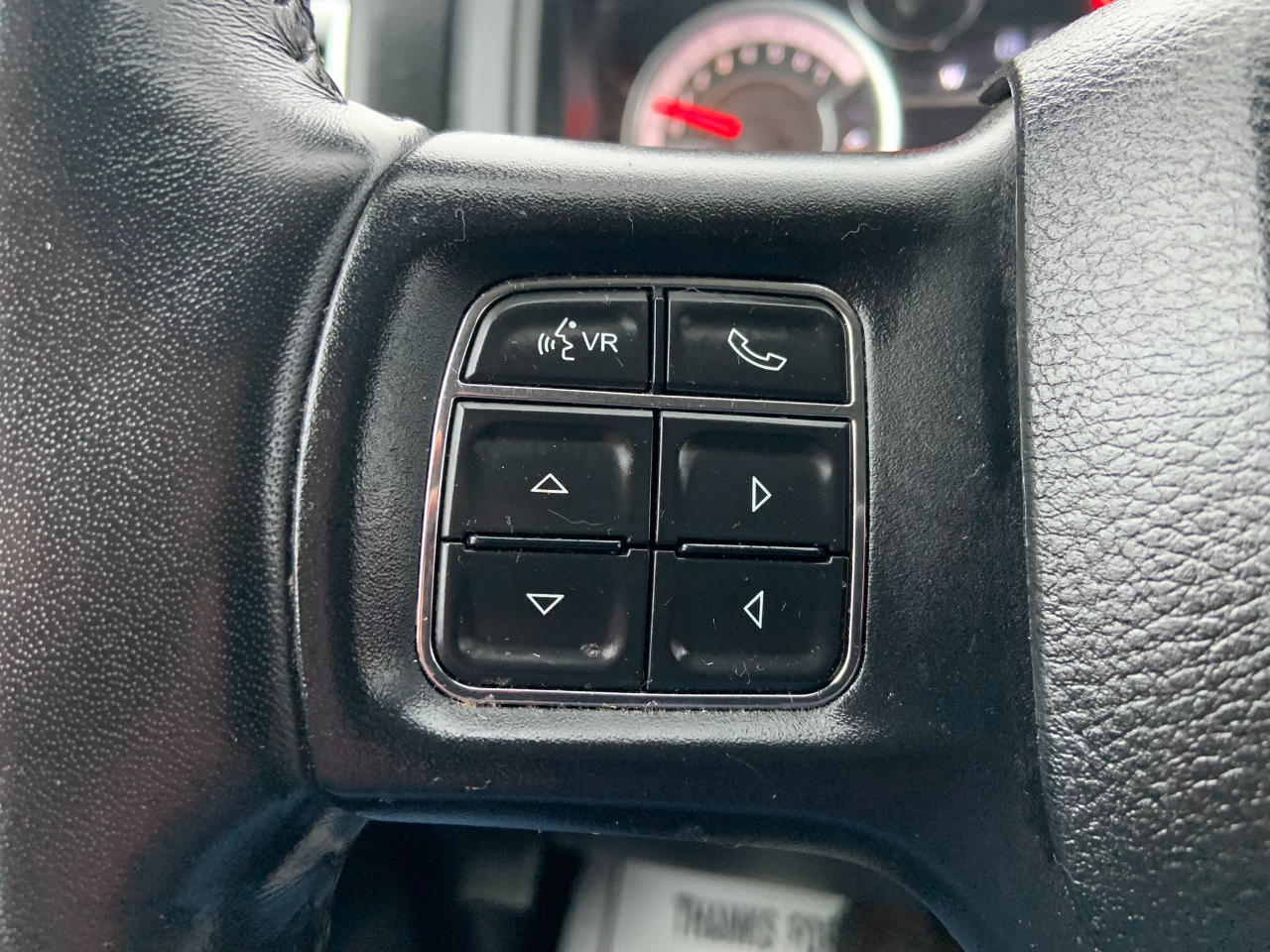 RAM 1500 Classic SLT 4x4 Crew Cab 5'7" Box 2020