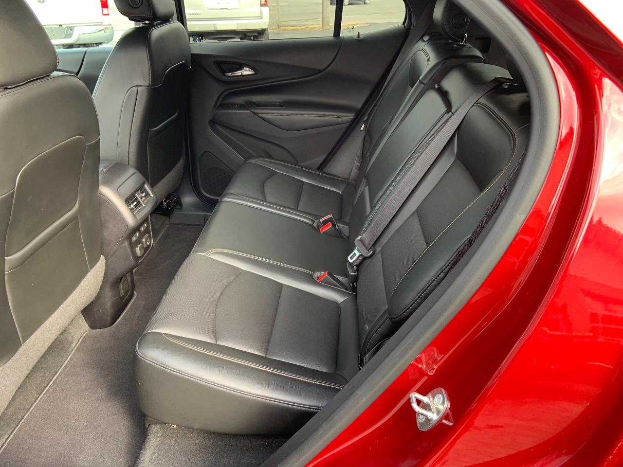 Chevrolet Equinox FWD 4dr Premier w/2LZ 2018