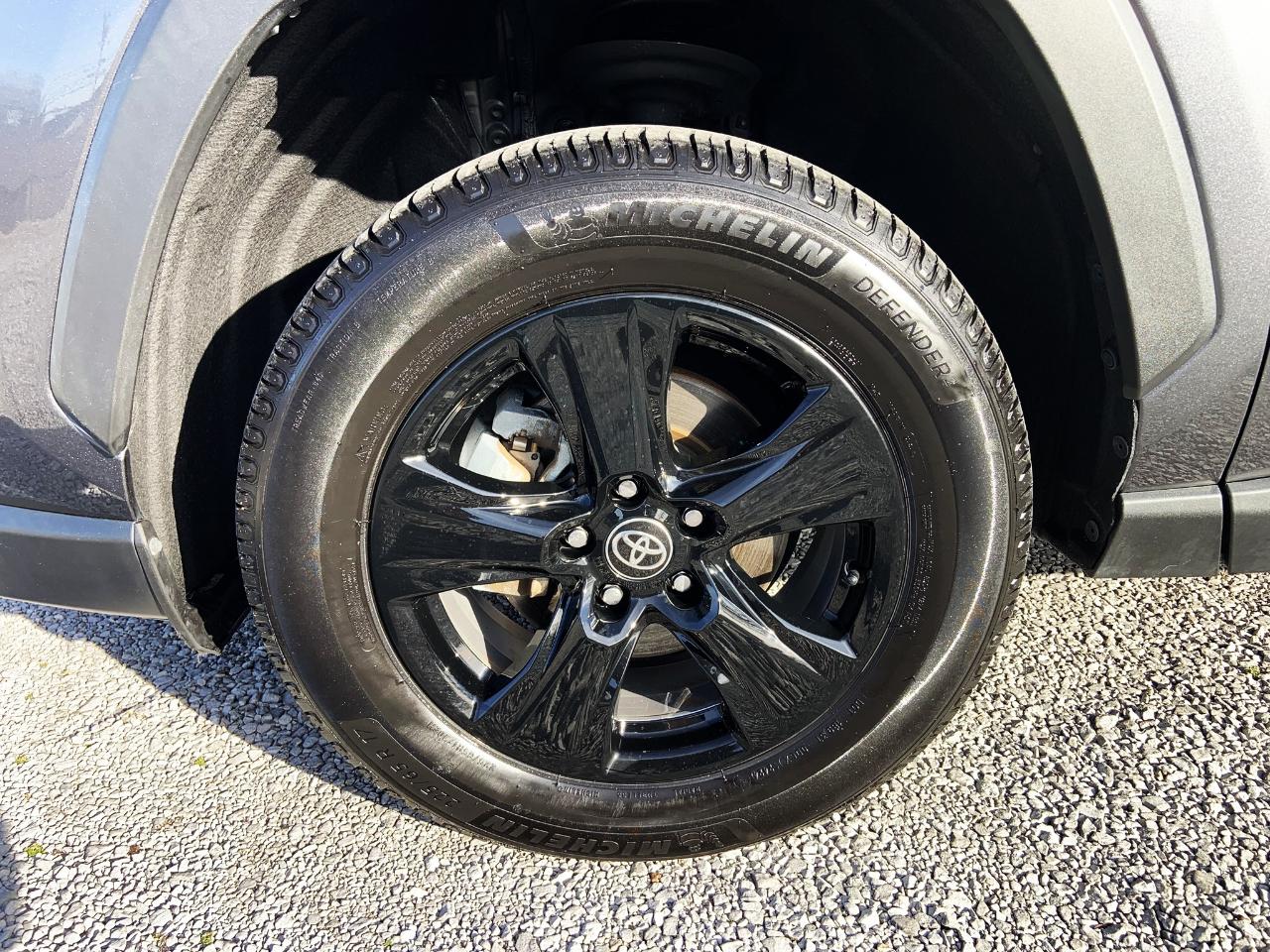 Toyota RAV4 XLE FWD (Natl) 2022