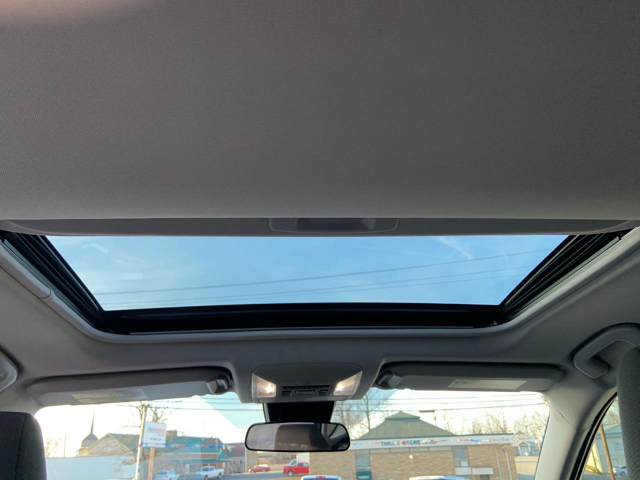 Toyota RAV4 XLE FWD (Natl) 2022