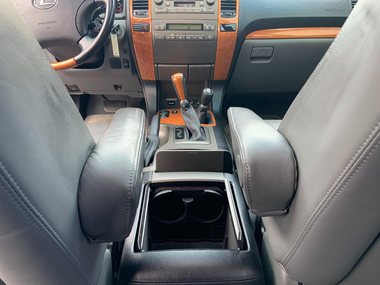 Lexus GX 470 4dr SUV 4WD 2004