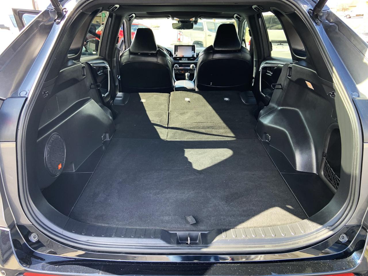 Toyota RAV4 Hybrid XSE AWD (Natl) 2020