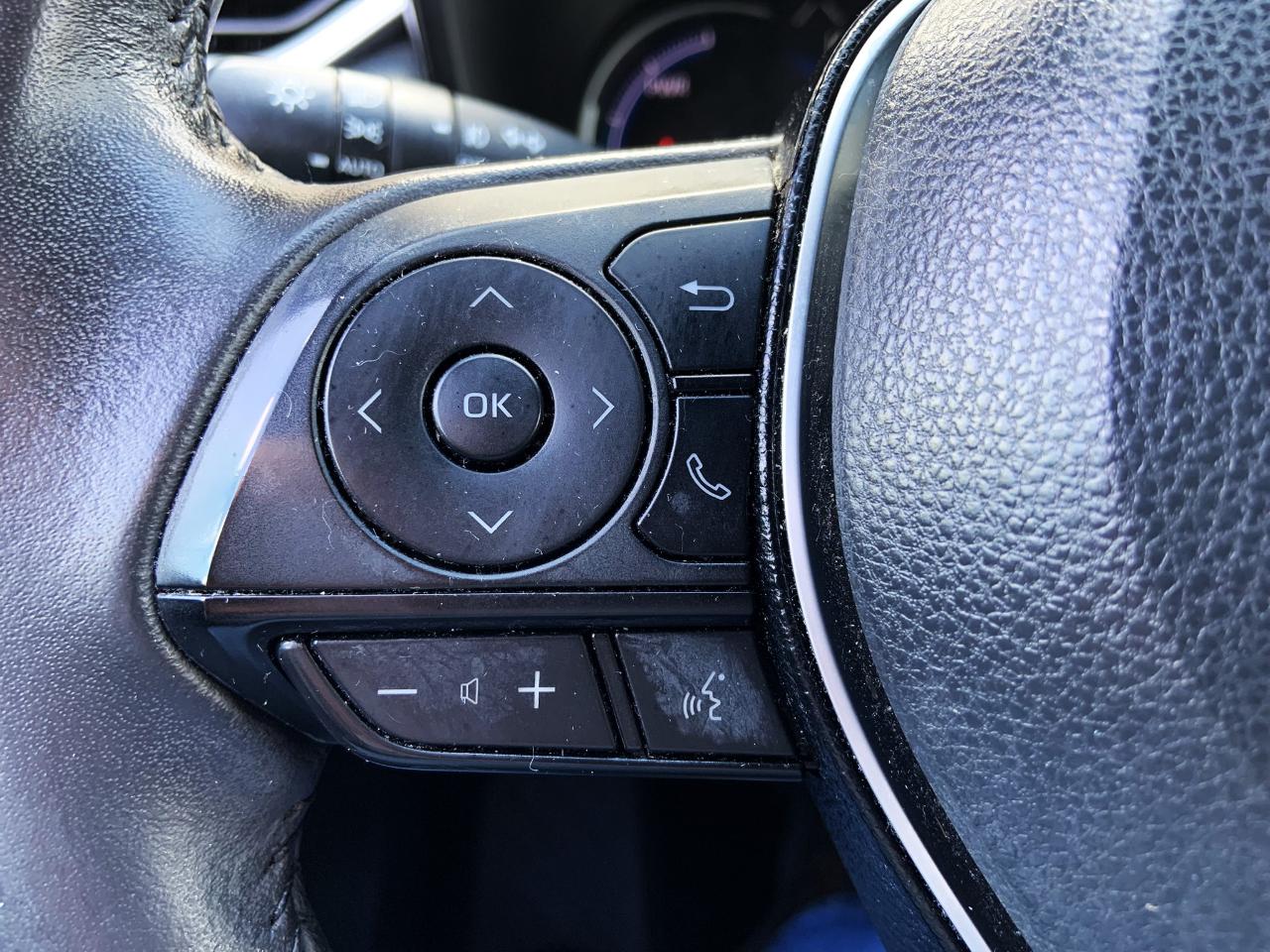 Toyota RAV4 Hybrid XSE AWD (Natl) 2020