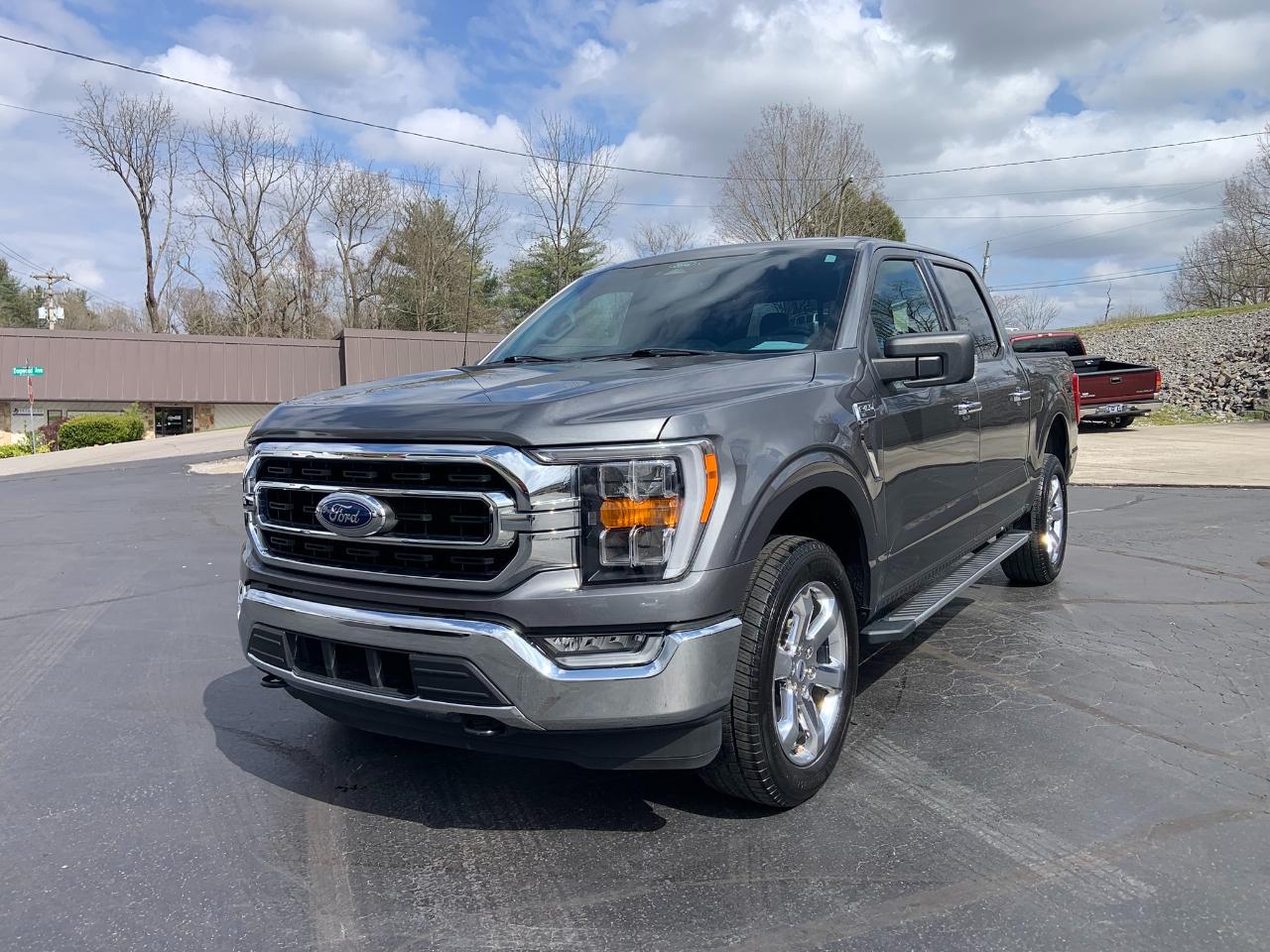 2022 Ford F-150 XLT 4WD SuperCrew 5.5' Box