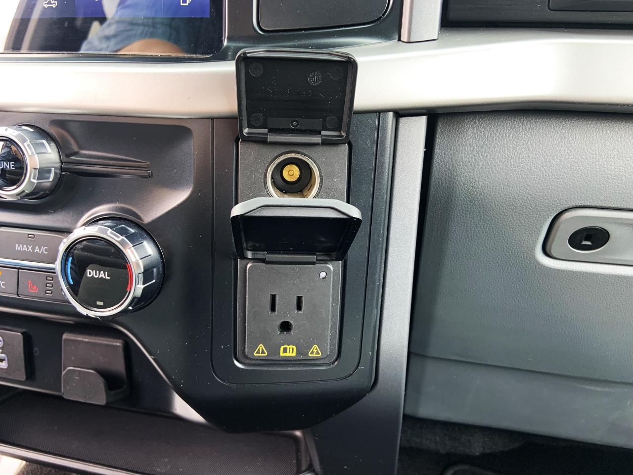 Ford F-150 XLT 4WD SuperCrew 5.5' Box 2022