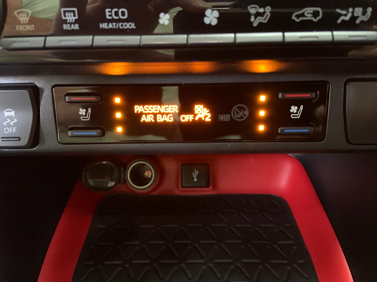 Toyota RAV4 TRD Off Road AWD (Natl) 2022