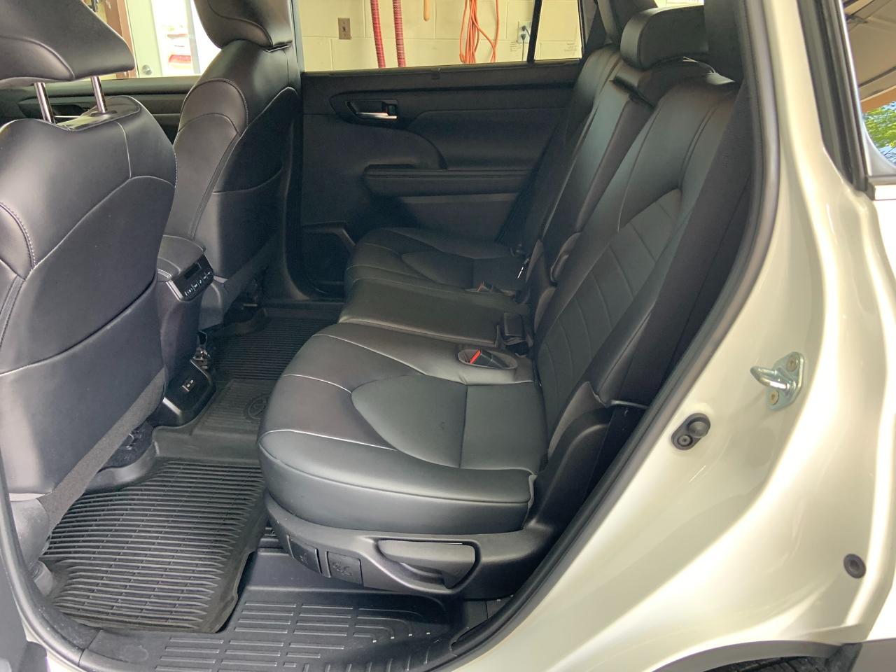 Toyota Highlander XLE AWD (Natl) 2022