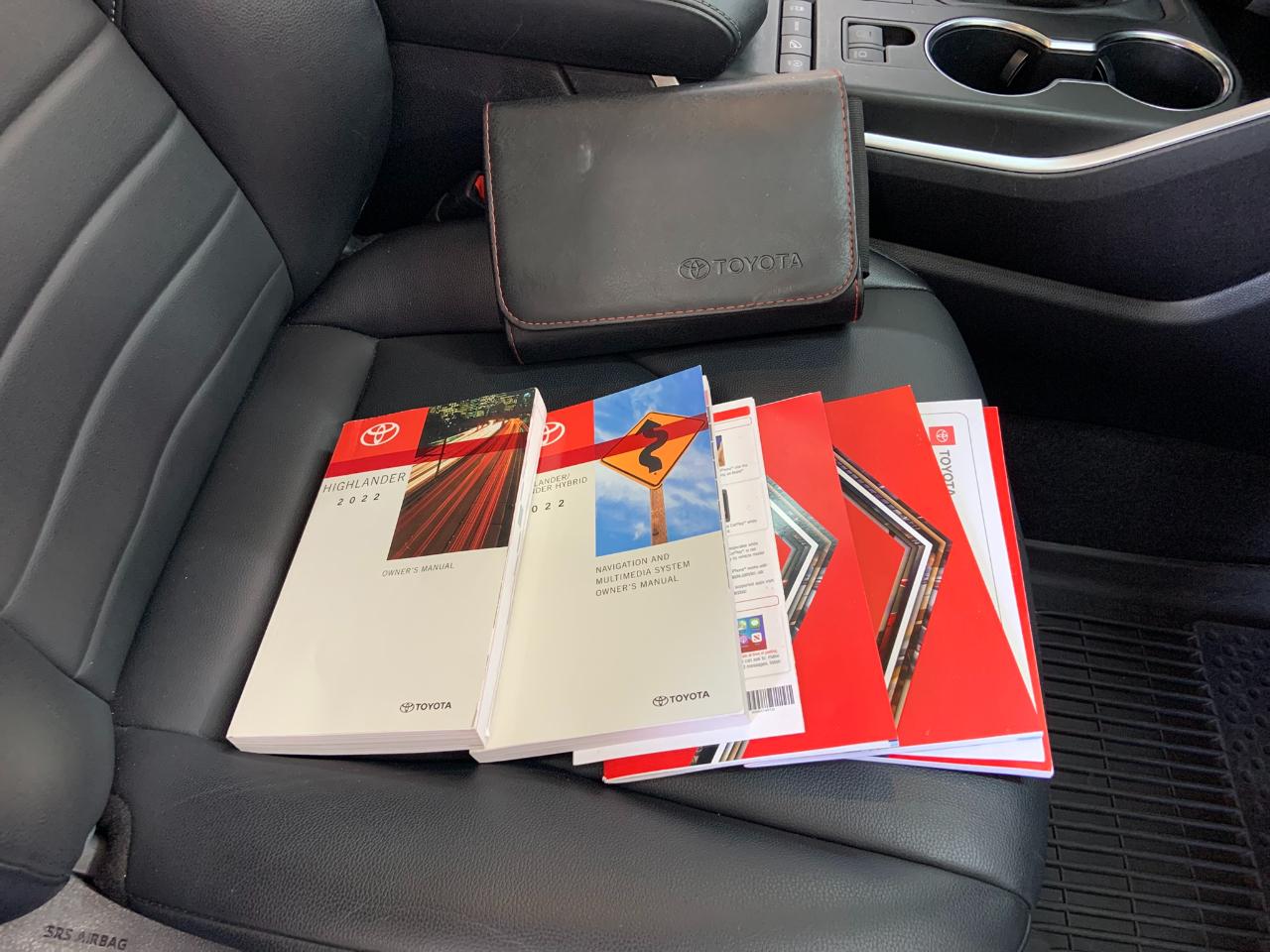 Toyota Highlander XLE AWD (Natl) 2022