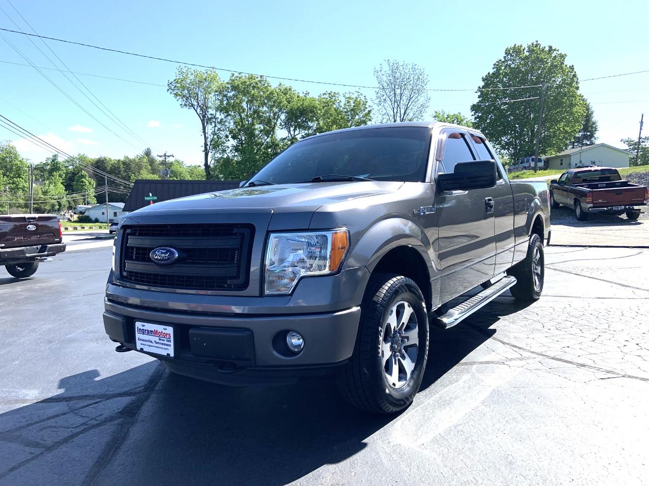 2014 Ford F-150 4WD SuperCab 145" XLT