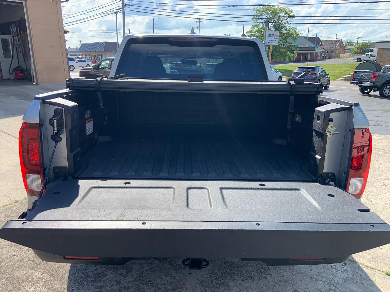 Honda Ridgeline RTL-T 4x4 Crew Cab 5.3' Bed 2017