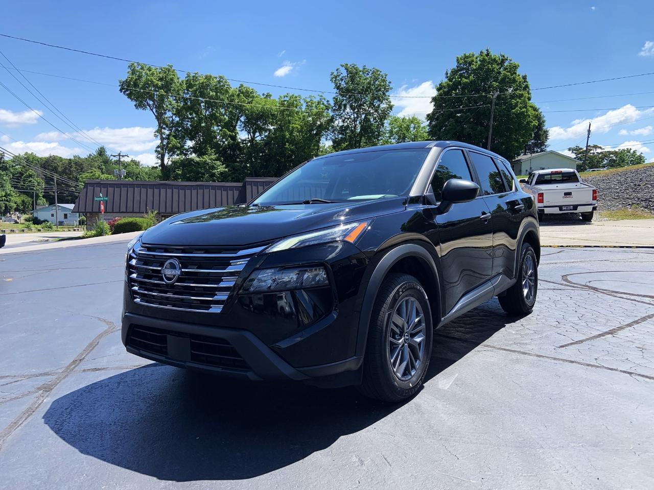 2024 Nissan Rogue AWD S