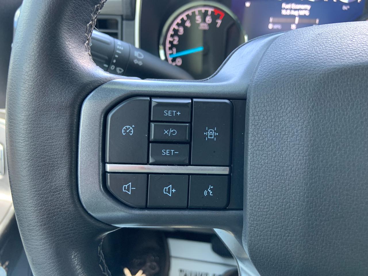 Ford F-150 XLT 4WD SuperCrew 5.5' Box 2023